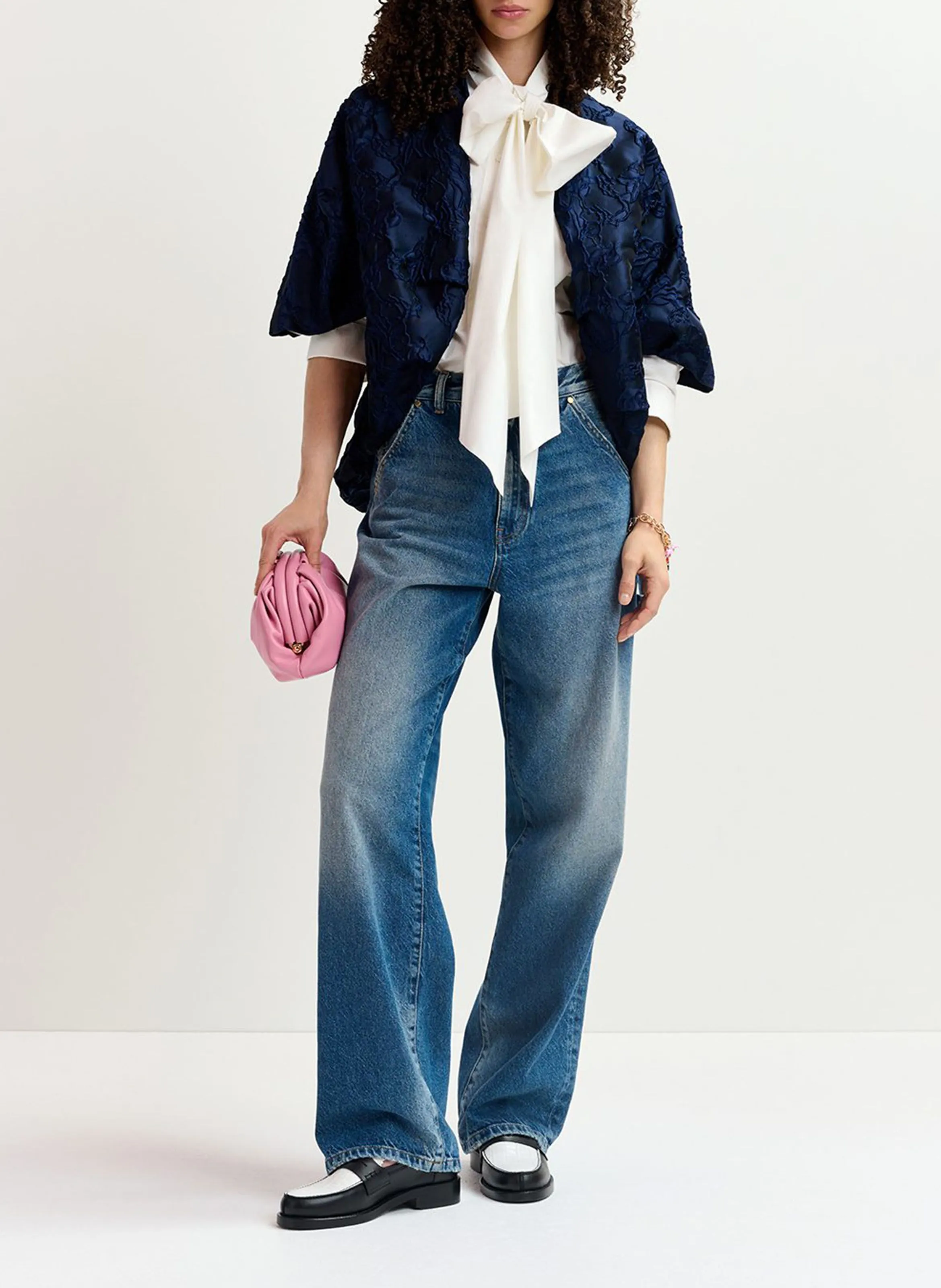 ESSENTIEL ANTWERP GENUINE - Chaqueta amplia cuello redondo en jacquard estampado en azul