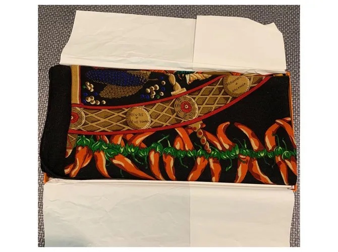 Modelo de chal de Hermès en la tierra de las especias Negro Multicolor 