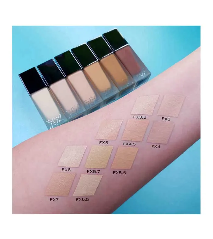 XX Revolution - Base de maquillaje Liquid Skin Fauxxdation - FX0.7
